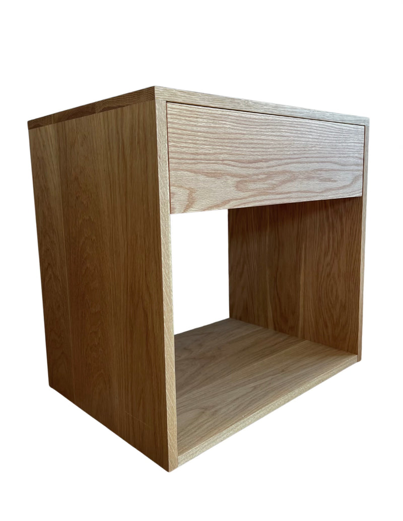 Lyx End Table